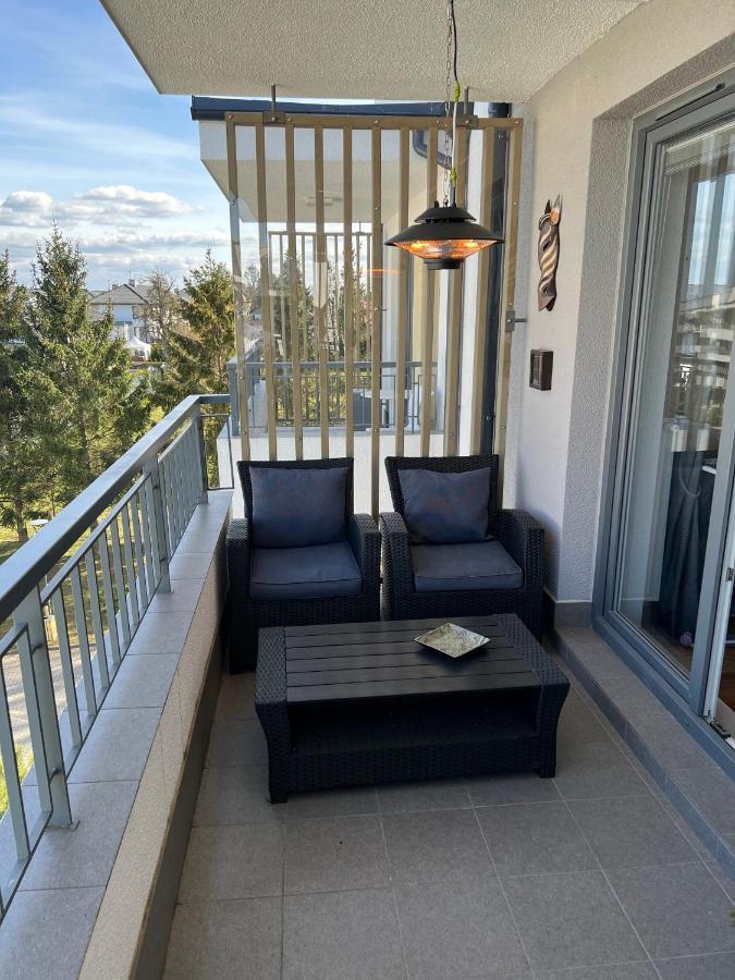 Apartamento Celebryta - Apartament Ustronie Morskie Exterior foto